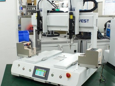 哪家自動擰螺絲機可以自動識別漏鎖、漏送問題？-堅豐股份